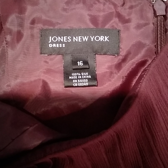NWOT Size 16 Jones NY silk party dress - Picture 4 of 4